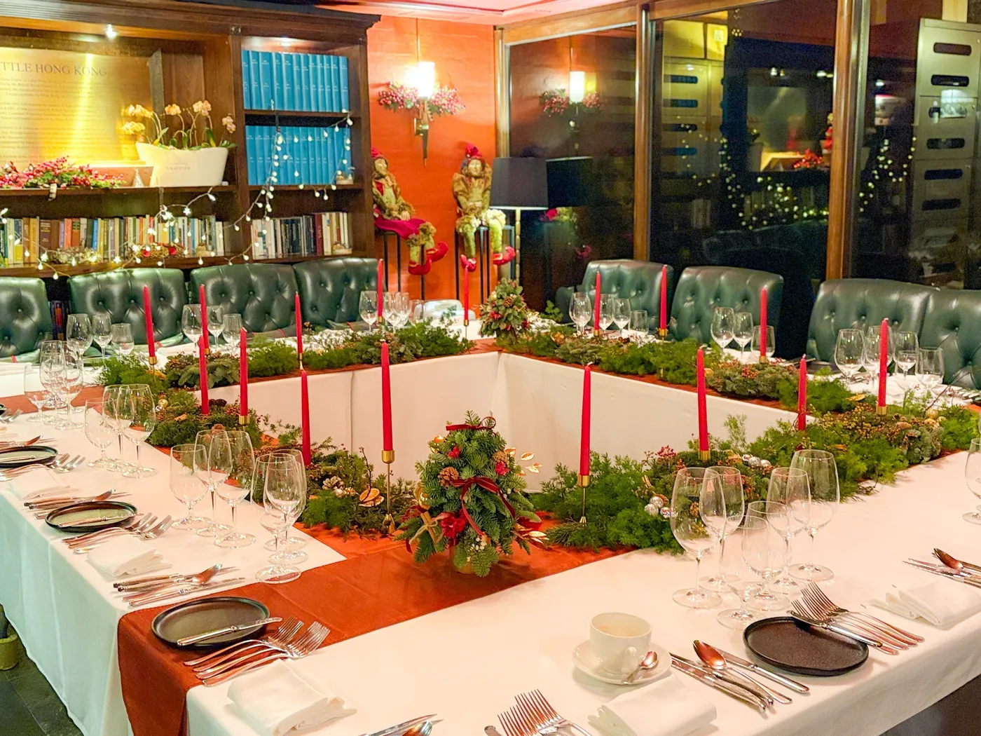Crown Wine Cellars Christmas Dinner | Christmas Table Styling