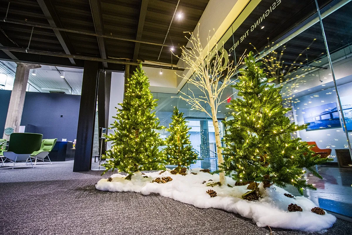 Custom Holiday Decor for Your Commercial Property