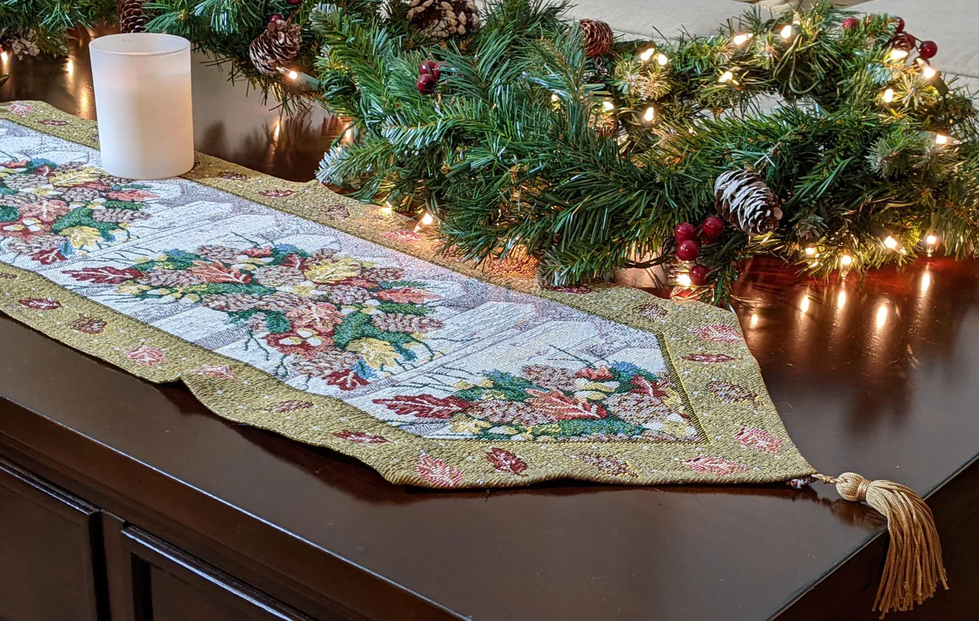 DaDa Bedding Hand-Crafted Woven Christmas Fiesta Floral Tapestry Woven Table  Runner, All Sizes – DaDalogy Bedding Collection