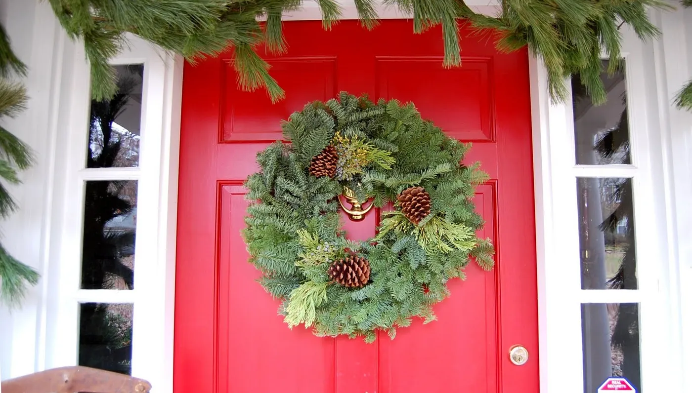 Decorate Your Porch for Christmas – Between Naps on the Porch