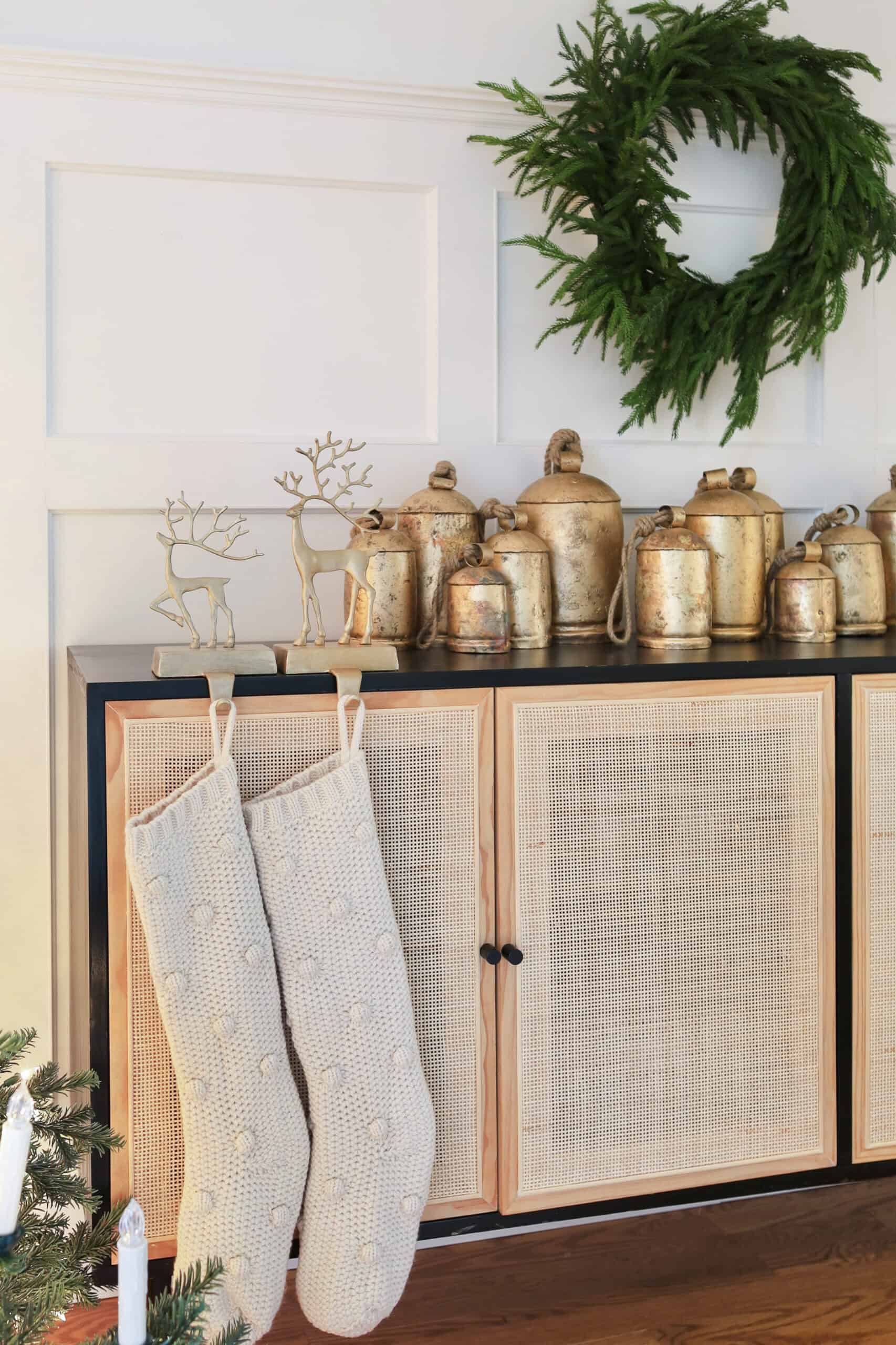 Decorating with Christmas Bells - Stefana Silber