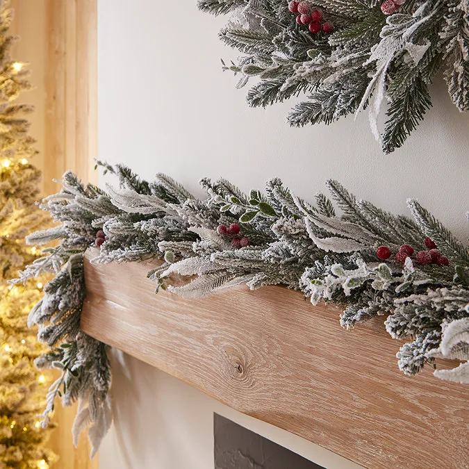 Diara Artificial Garland With Berries & Snow | MFI