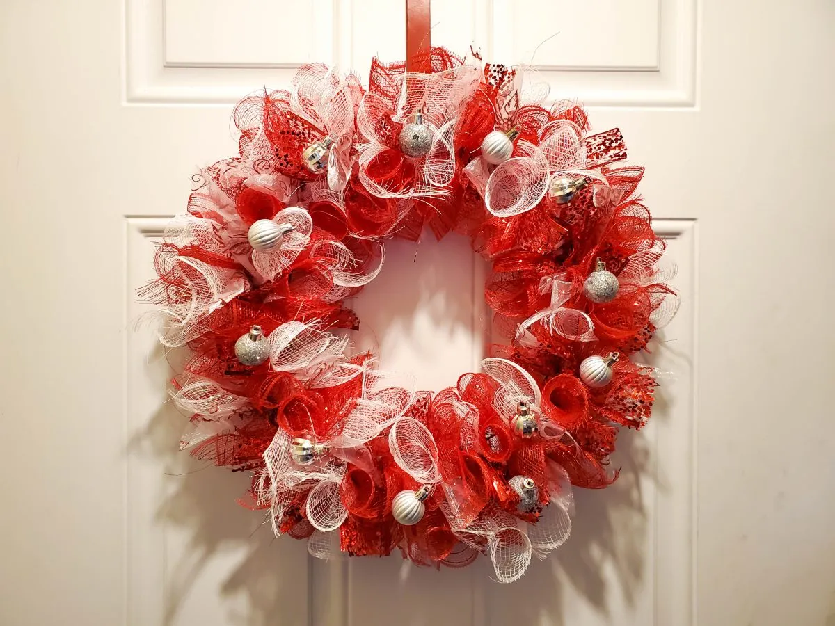 DIY Dollar Tree Mesh Christmas Wreath – Quick and Easy Tutorial —  CraftBits.com