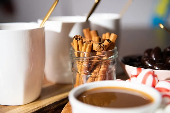 DIY Holiday Hot Chocolate Station