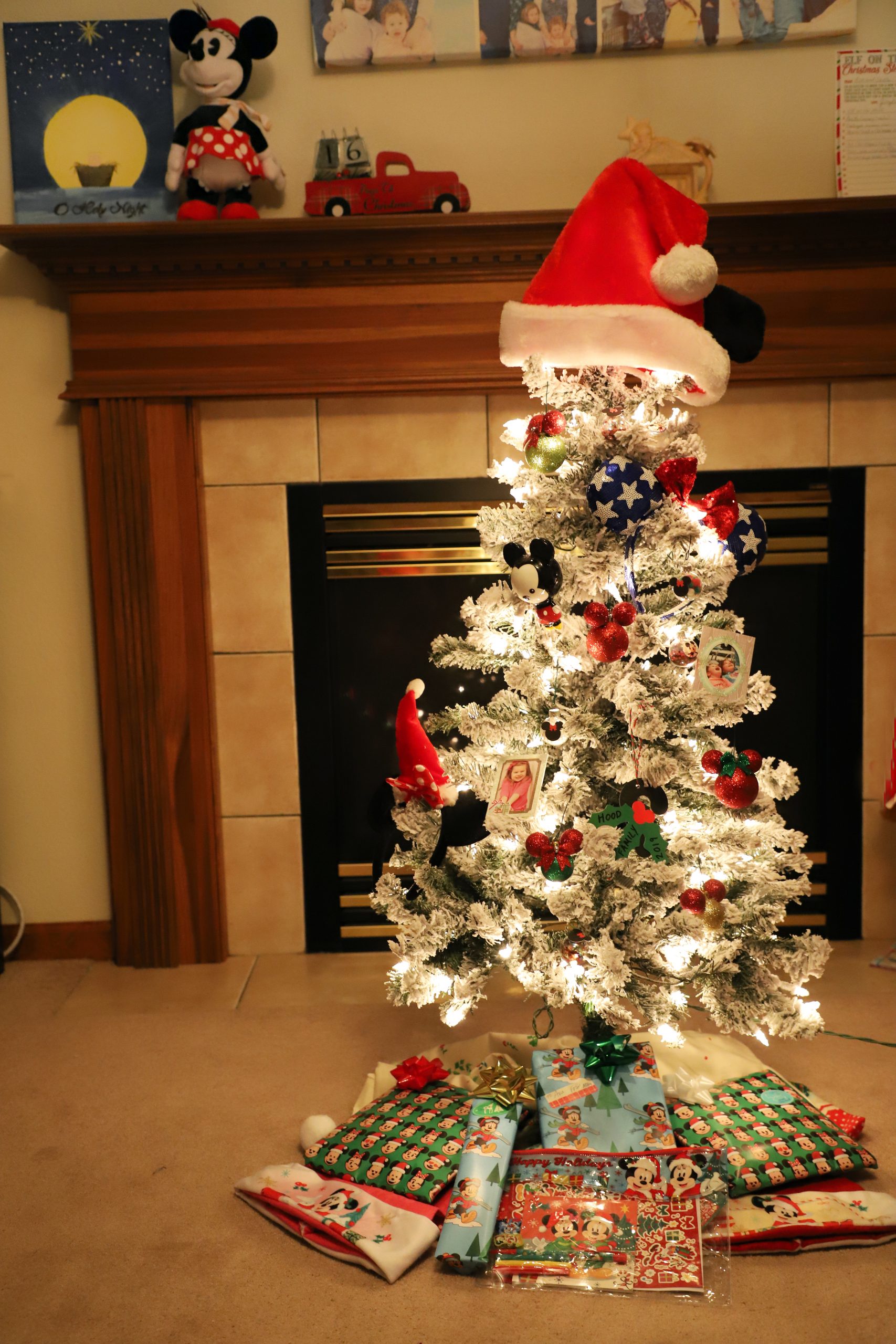 DIY Mickey and Minnie Mouse Disney Christmas Tree - For the Love of Food