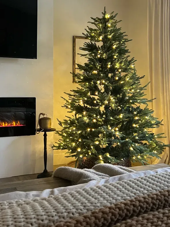 donnadelaine_home's Christmas Collection on LTK