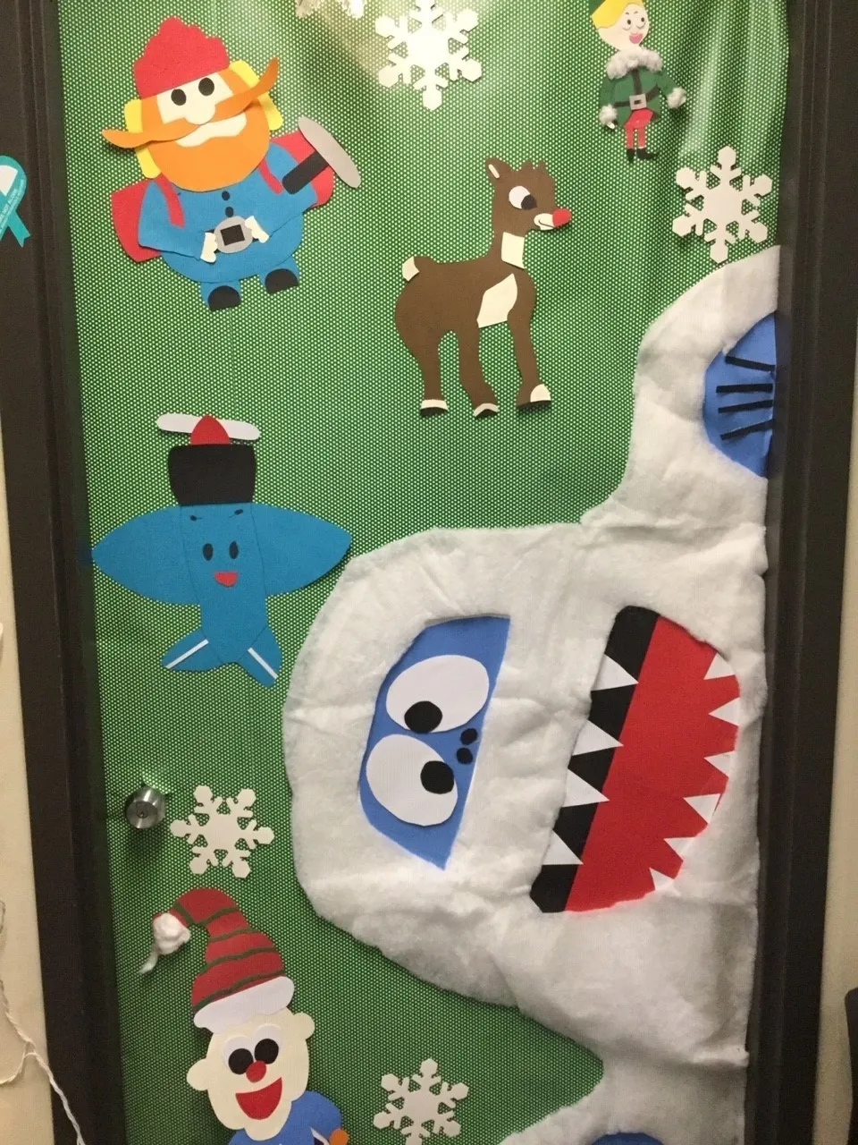 DVIDS - News - Grissom's Holiday Door Decorating Contest Begins