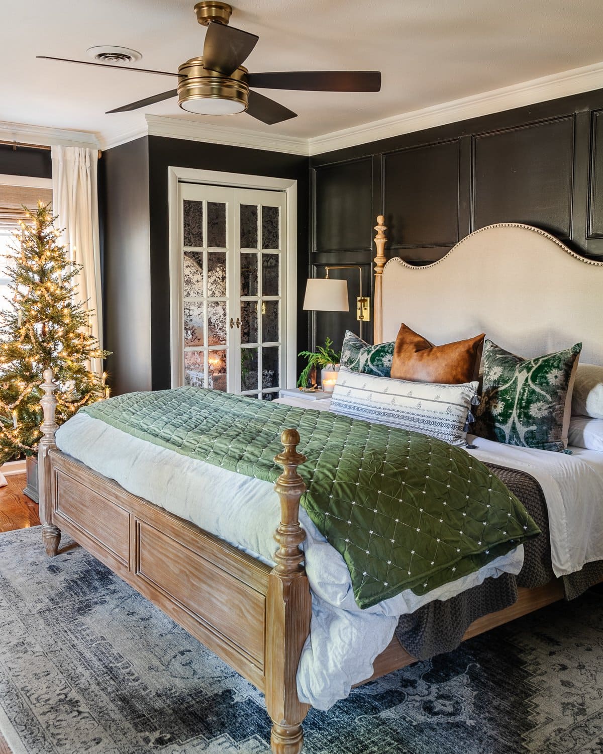 Easy Christmas Bedroom Decor Ideas for Cozy Winter Nights - Bless'er House