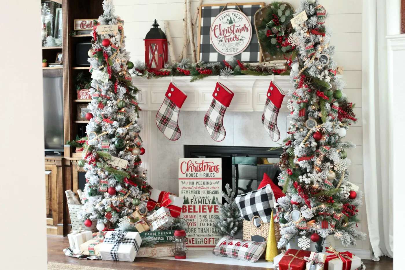 Farmhouse Christmas Trees Farm Christmas Decor Farmhouse Christmas Tree Essentials American Farmhouse Style