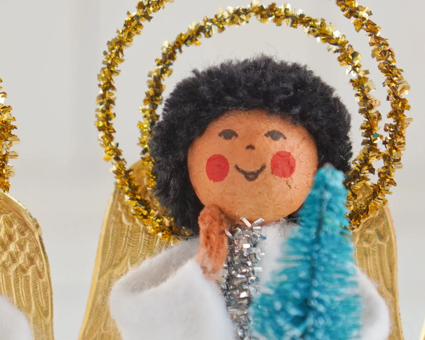 Felt Angel Craft Kit - DIY Retro Sequin Christmas Angels