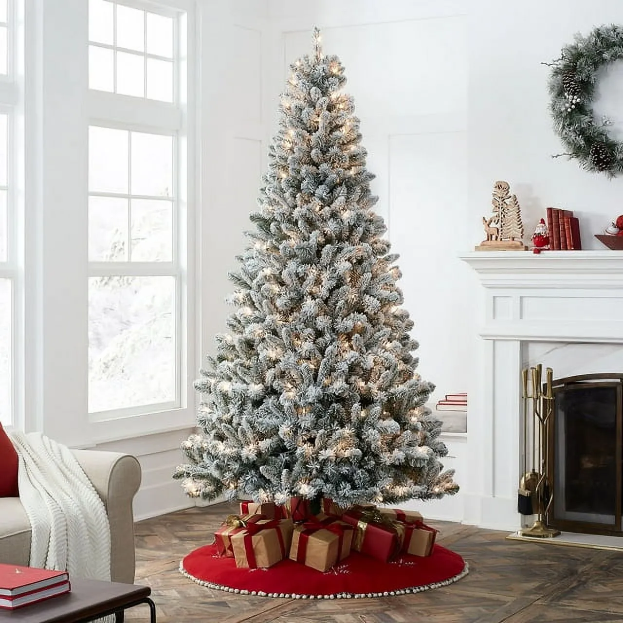 Fenbeli 7.5 ft Pre-Lit Flocked Frisco Pine Artificial Christmas Tree, –  FENBELI