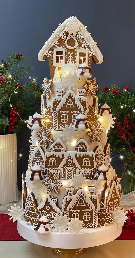Festive Christmas Cake Delights to Sweeten Your Season : Grand Gingerbread  Biscuit House