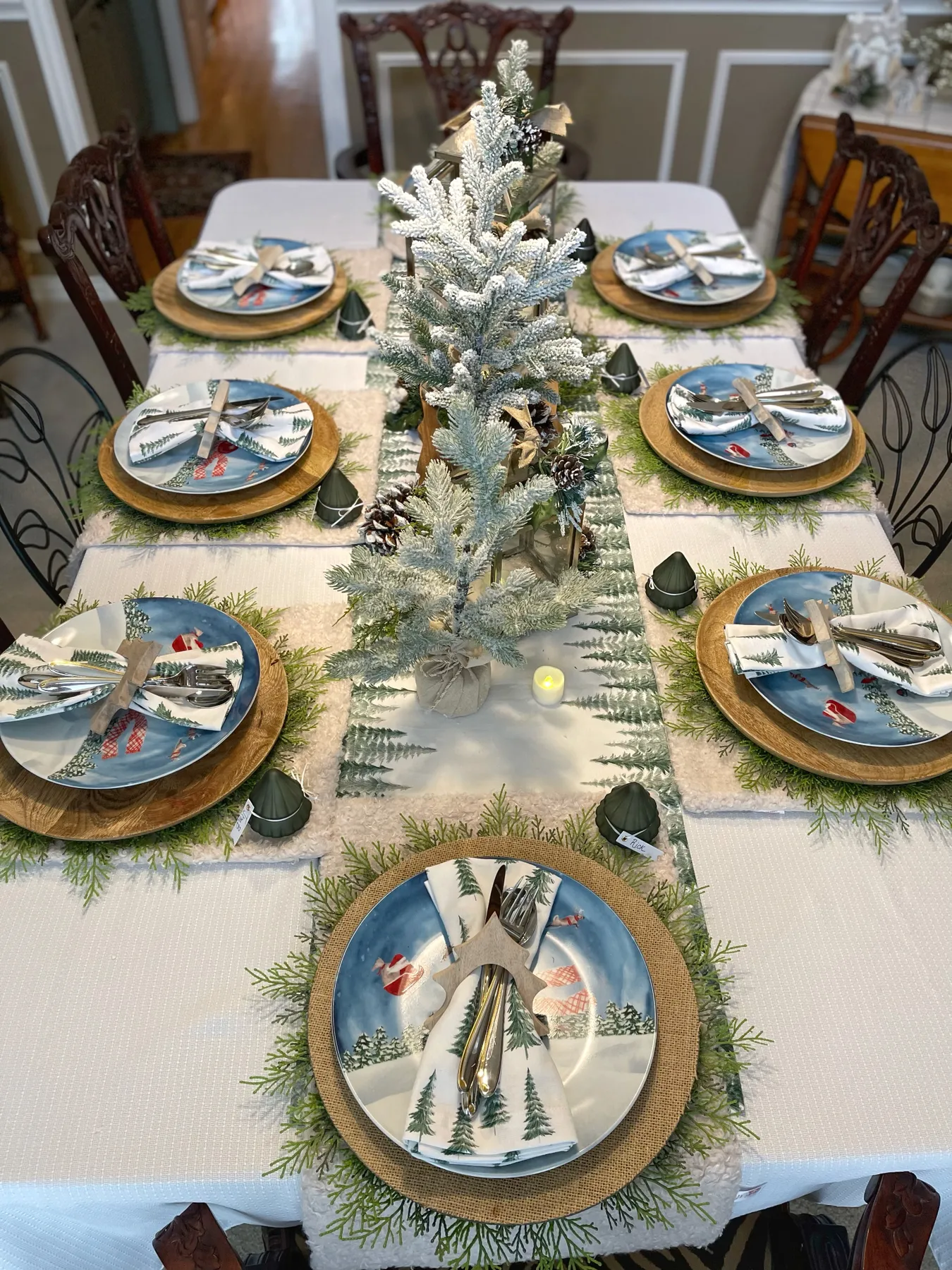 Festive Christmas Winter Wonderland Tablescape Inspiration * Hip & Humble  Style