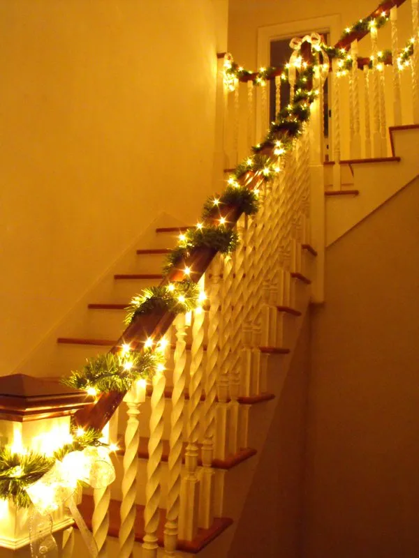Festive Staircase | Farmer's Daughter
