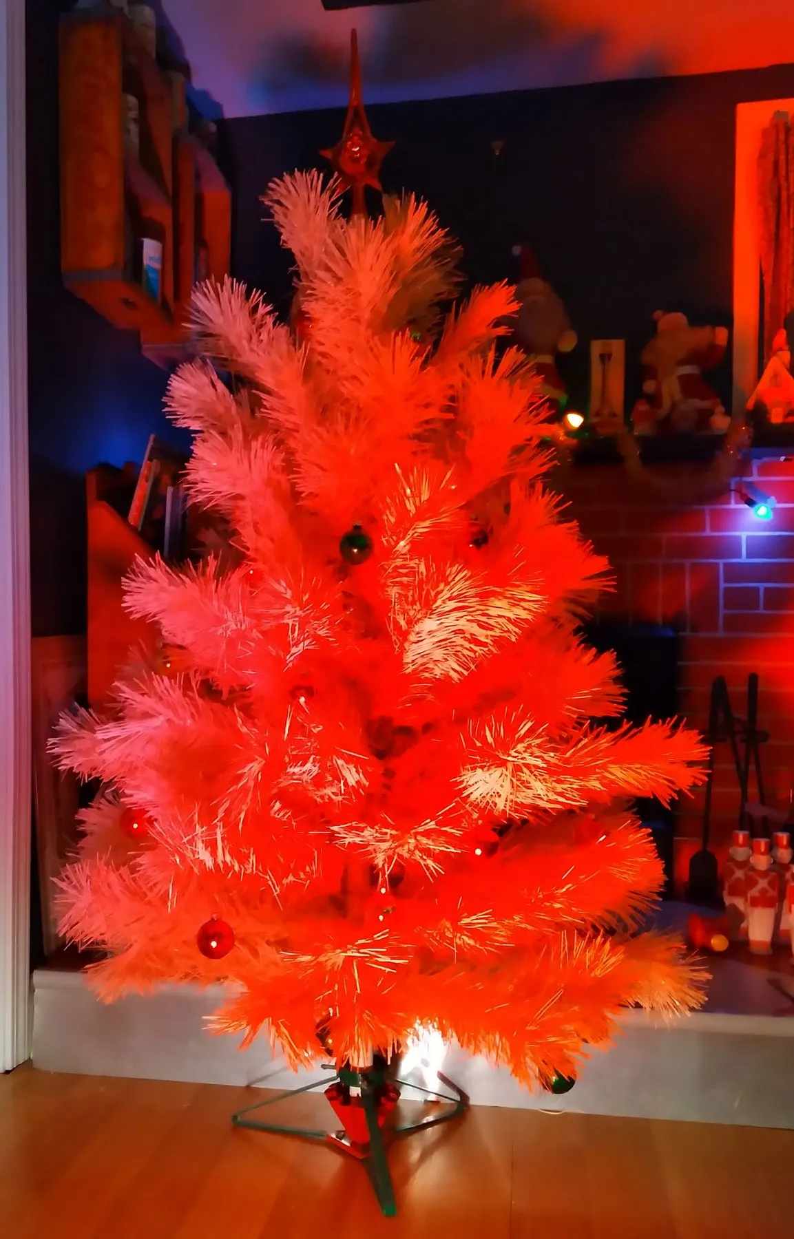 Garage Sale Finds: Revlis Starlite Christmas Tree