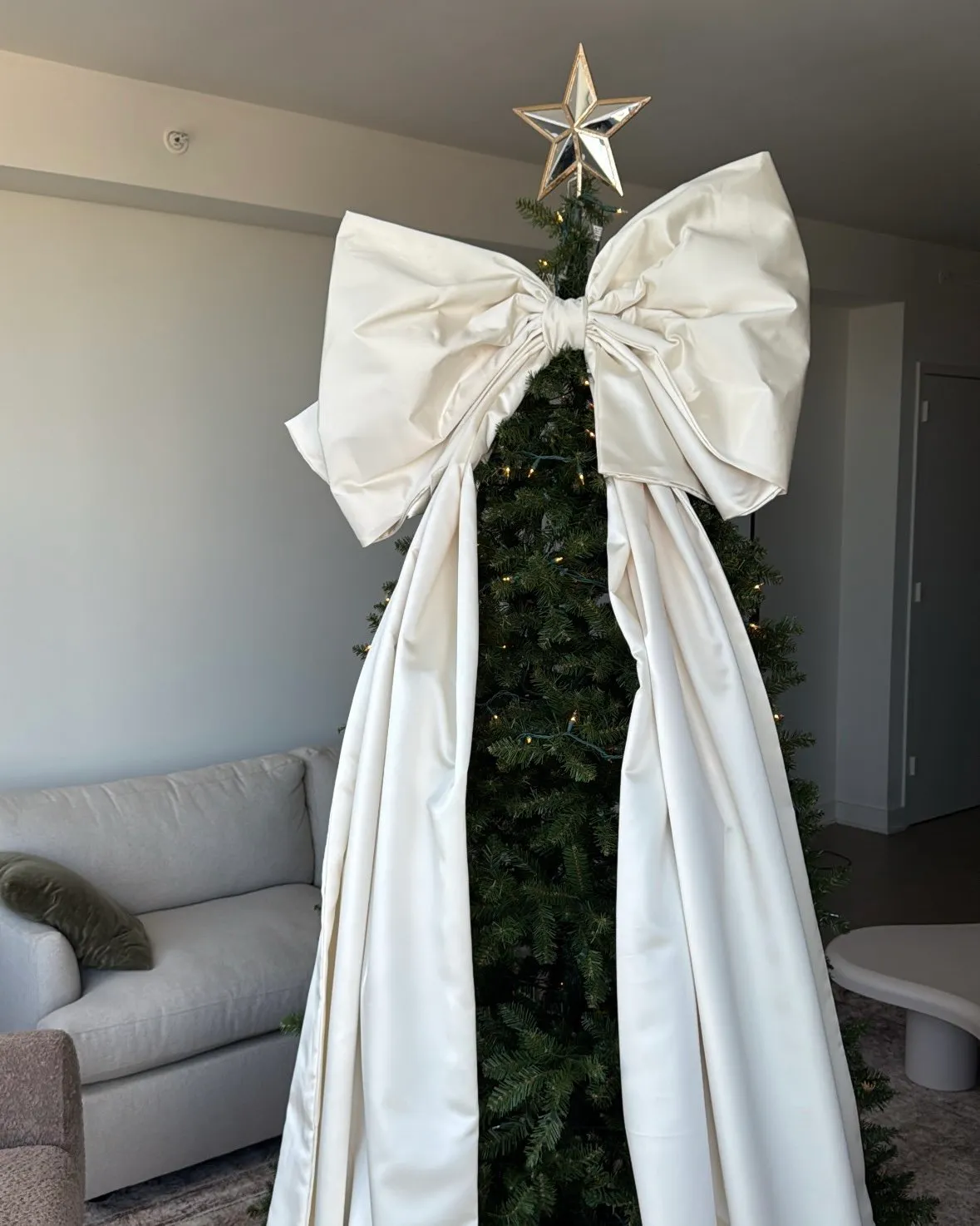 Giant Bows — Shop — The Ribbon on Top