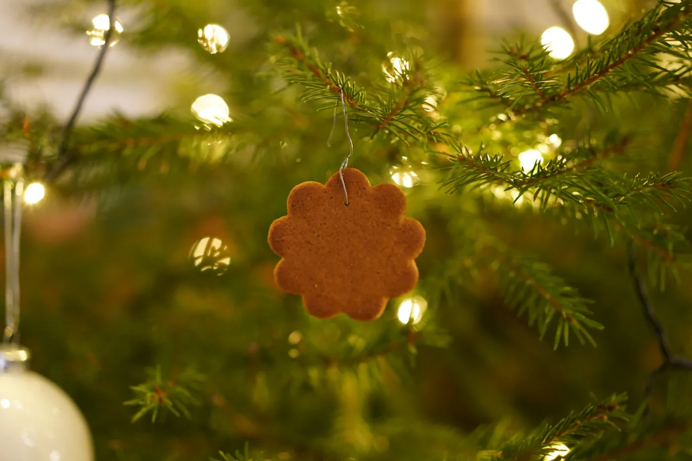 Gingerbread Christmas tree decoration