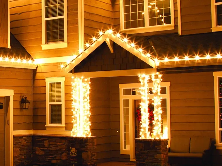 Guide for Hanging Christmas Lights - John Moore Services