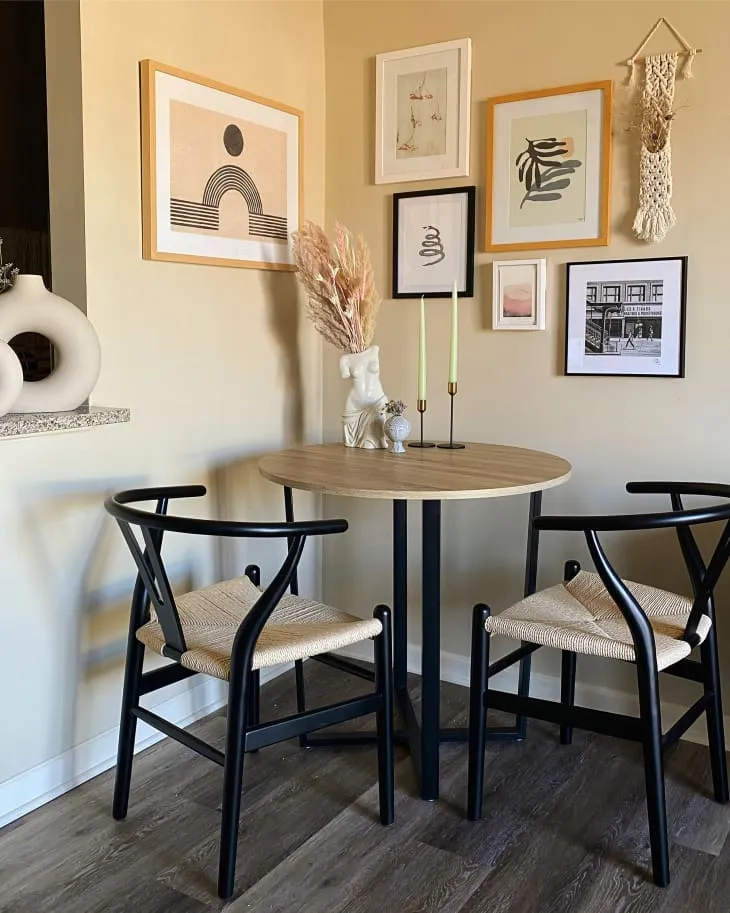 Here's Why I Don't Redecorate or Refresh My Decor in January | Apartment  Therapy