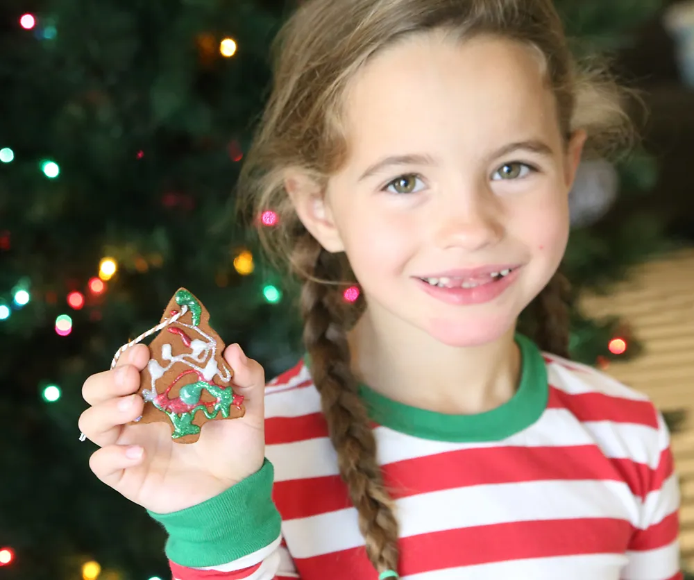 Homemade Cinnamon Ornaments {Only 2 Ingredients!} Story - It's Always Autumn