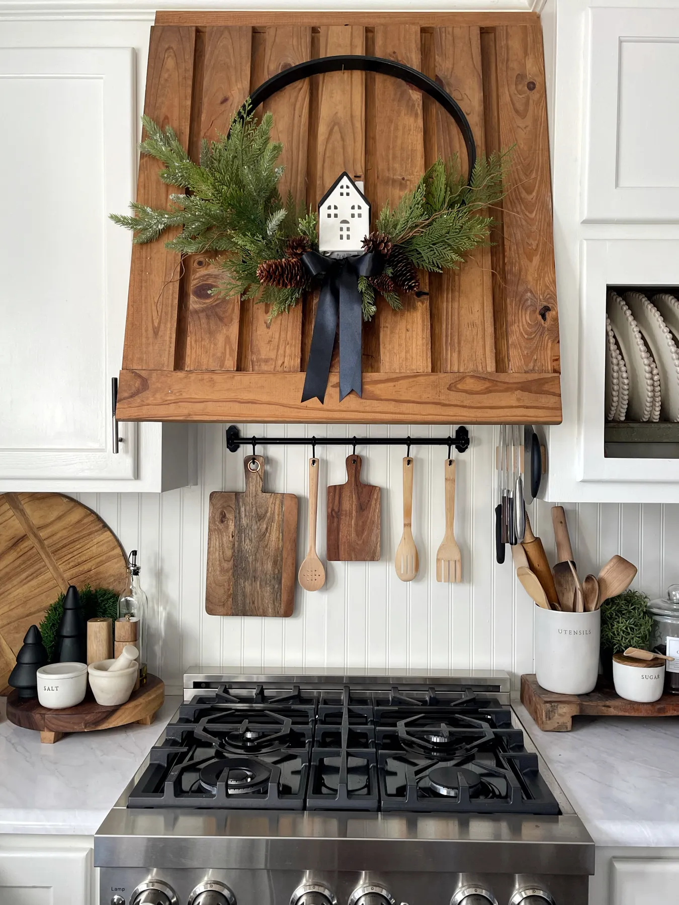 How To Add Simple Christmas Touches To The Kitchen * Hip & Humble Style