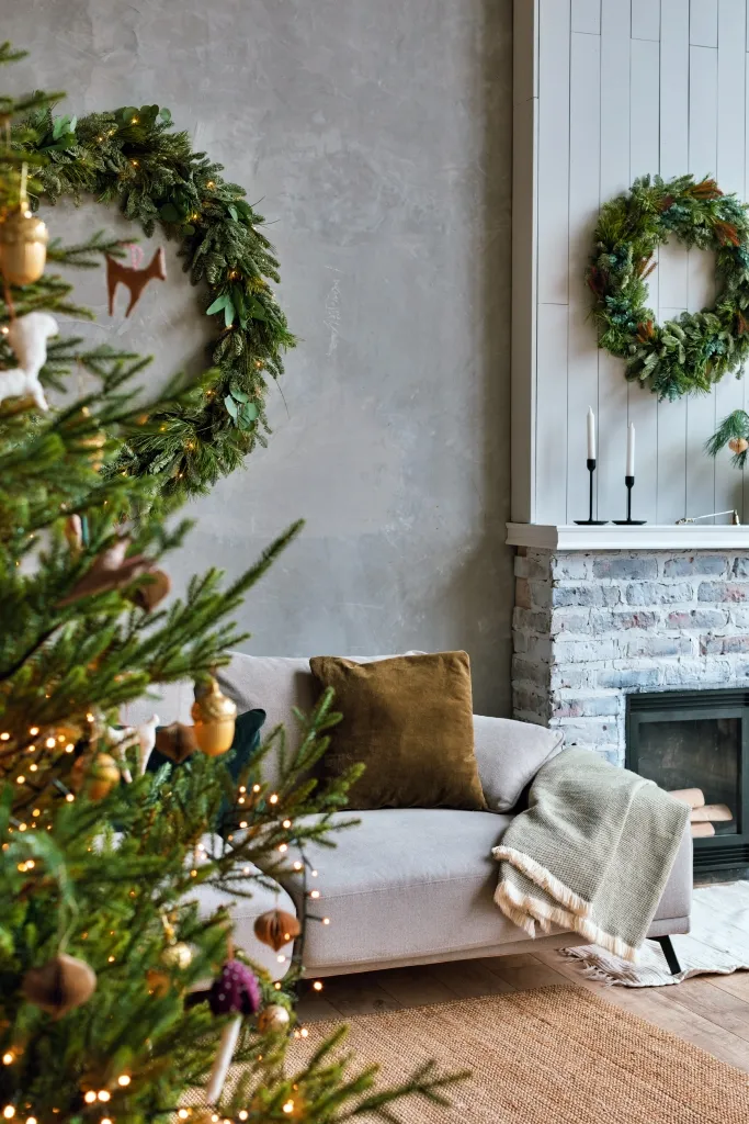 How to Create the Thrilling Magic of Scandinavian Christmas Decorating