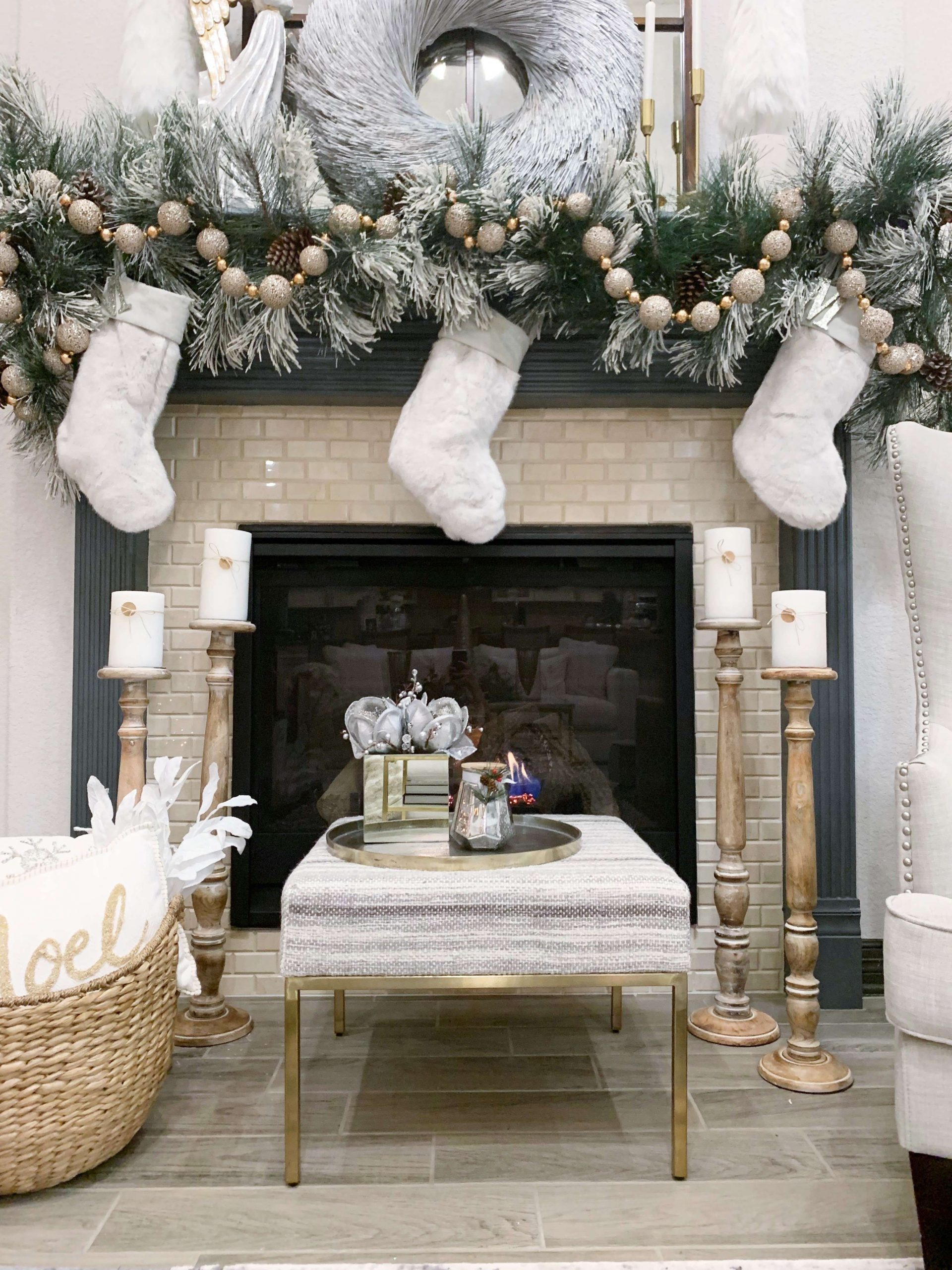 How to Decorate Christmas Garland Like a Designer – Melissa Roberts  Interiors