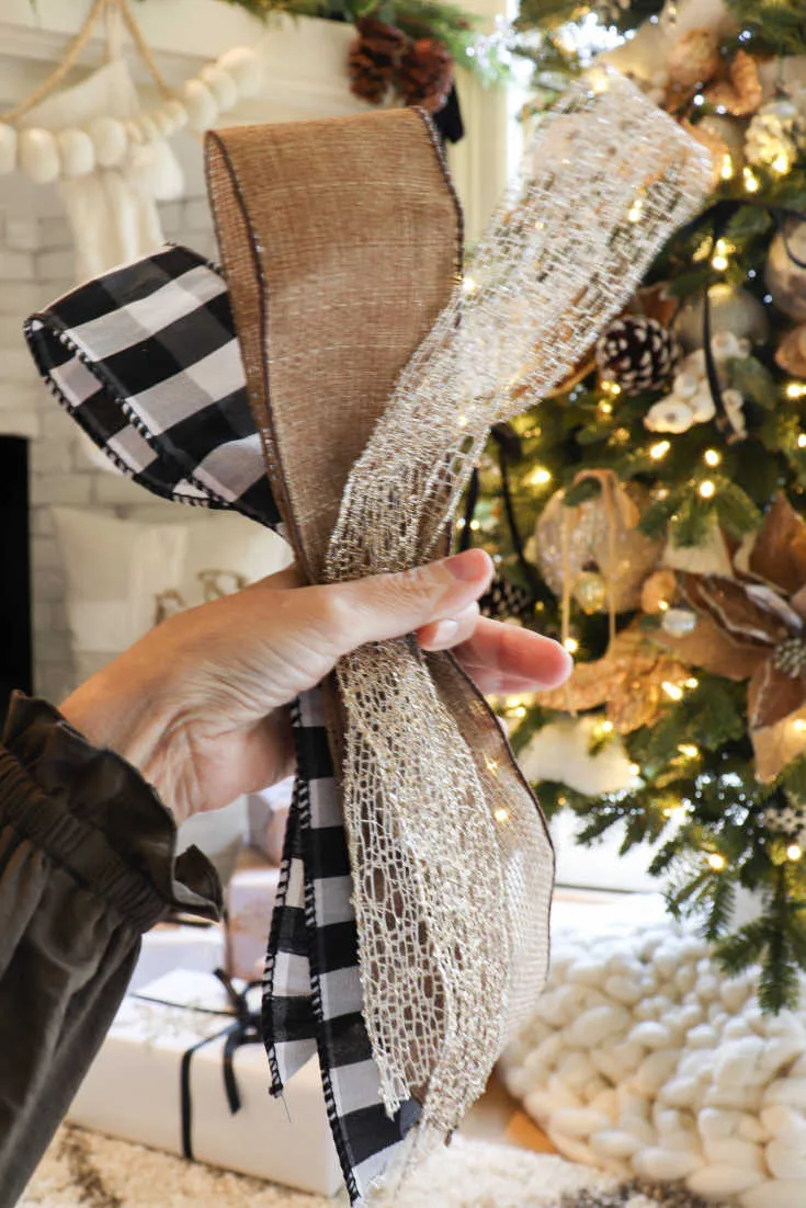 How to Easily Design the Most Admired Christmas Tree with Ribbon Right Now
