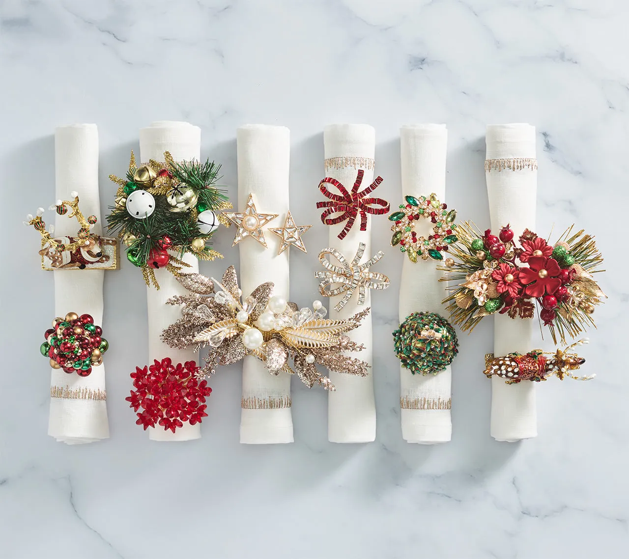 How to Make a Christmas Tablescape : Simple Steps for a Stylish Holida