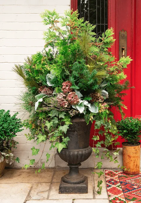 How to Make an Outdoor Winter Planter