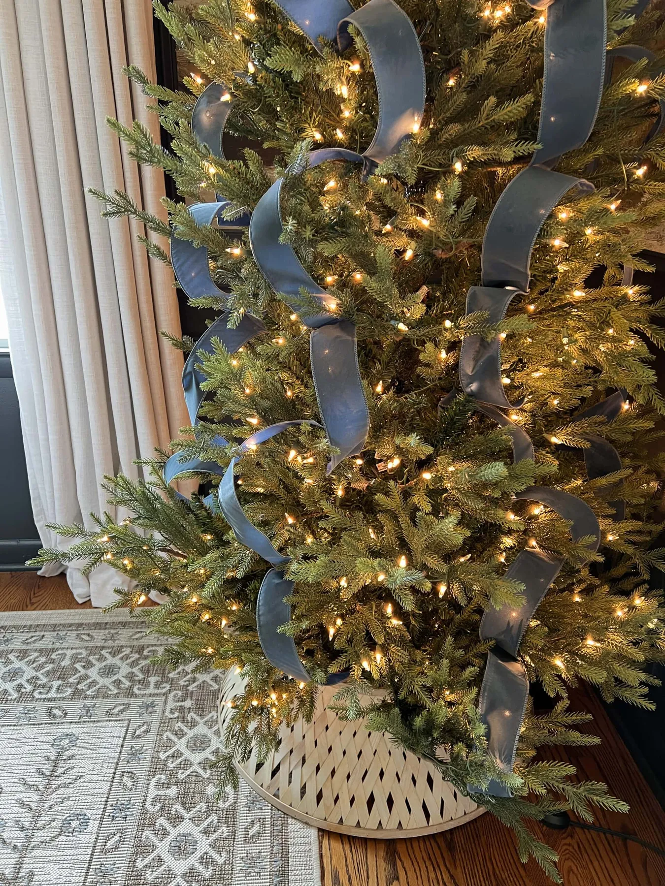 How to Put Christmas Tree Ribbon Decorations on Trees - Bless'er House