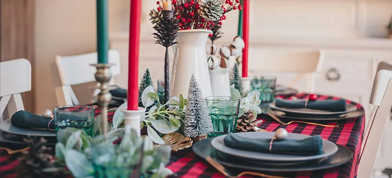 How to Style the Perfect Christmas Dinner Table | Virginia Hayward