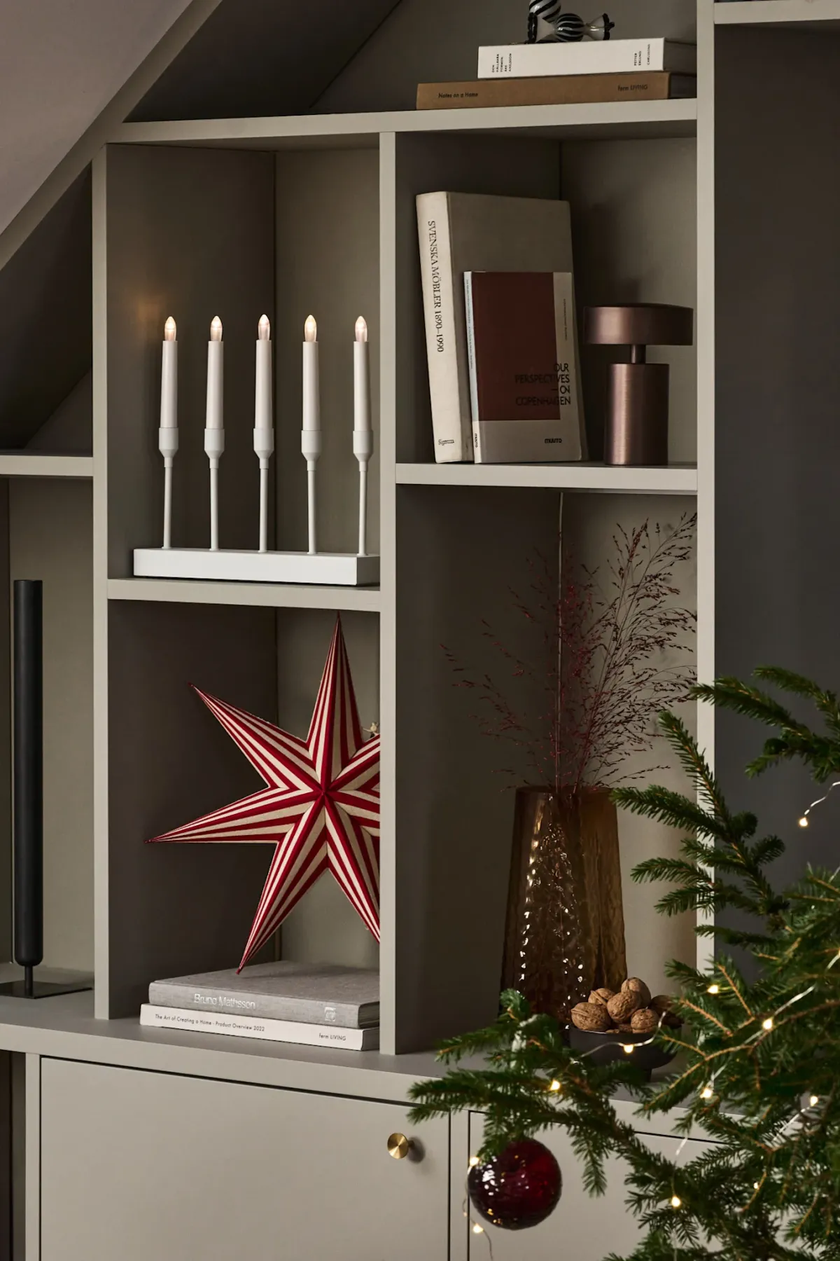 How to style your Advent candle arch this Christmas