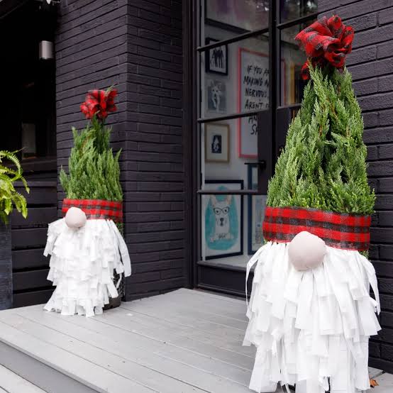 How to Turn Evergreen Planters Into Front Porch Gnomes for the Holidays | HGTV