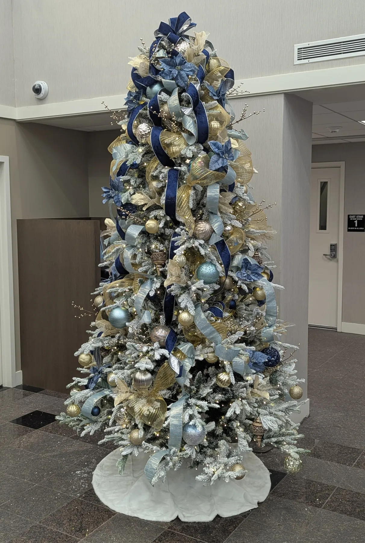 Interior Design & Holiday Decoration - Evanston and North Shore Life: Styled By Jackson