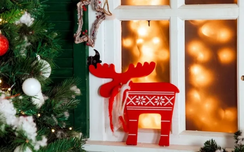 It's Christmas: How to Set Up an Outdoor Christmas Scene ⋆ Life With Heidi