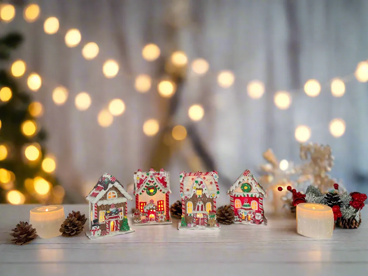 Lighted Gingerbread House Christmas Decorations, Set of 4, Clay Dough -  Richards Expo