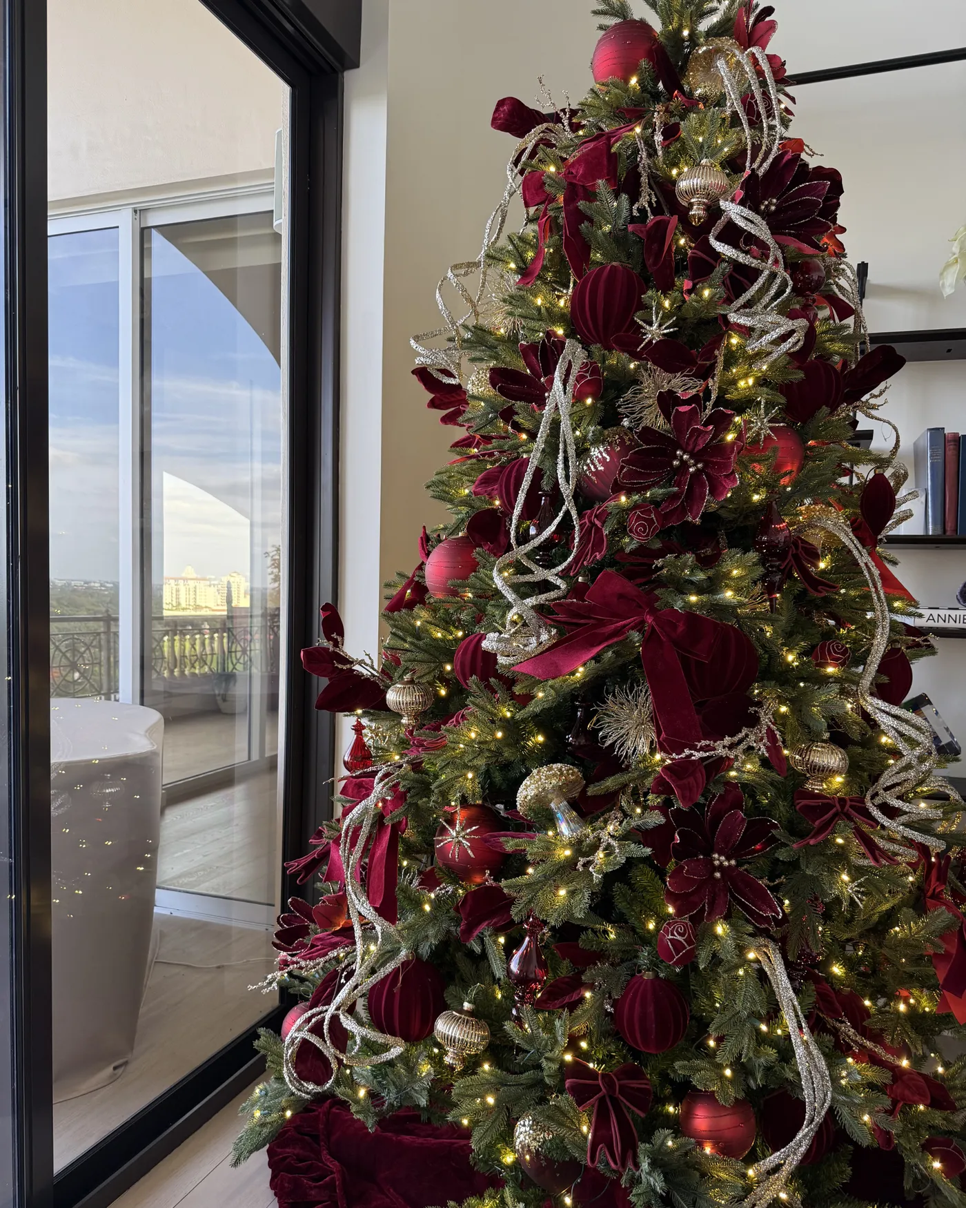 LLC Privacy Policy for Holiday Decor Customers | Joy By – Joy By