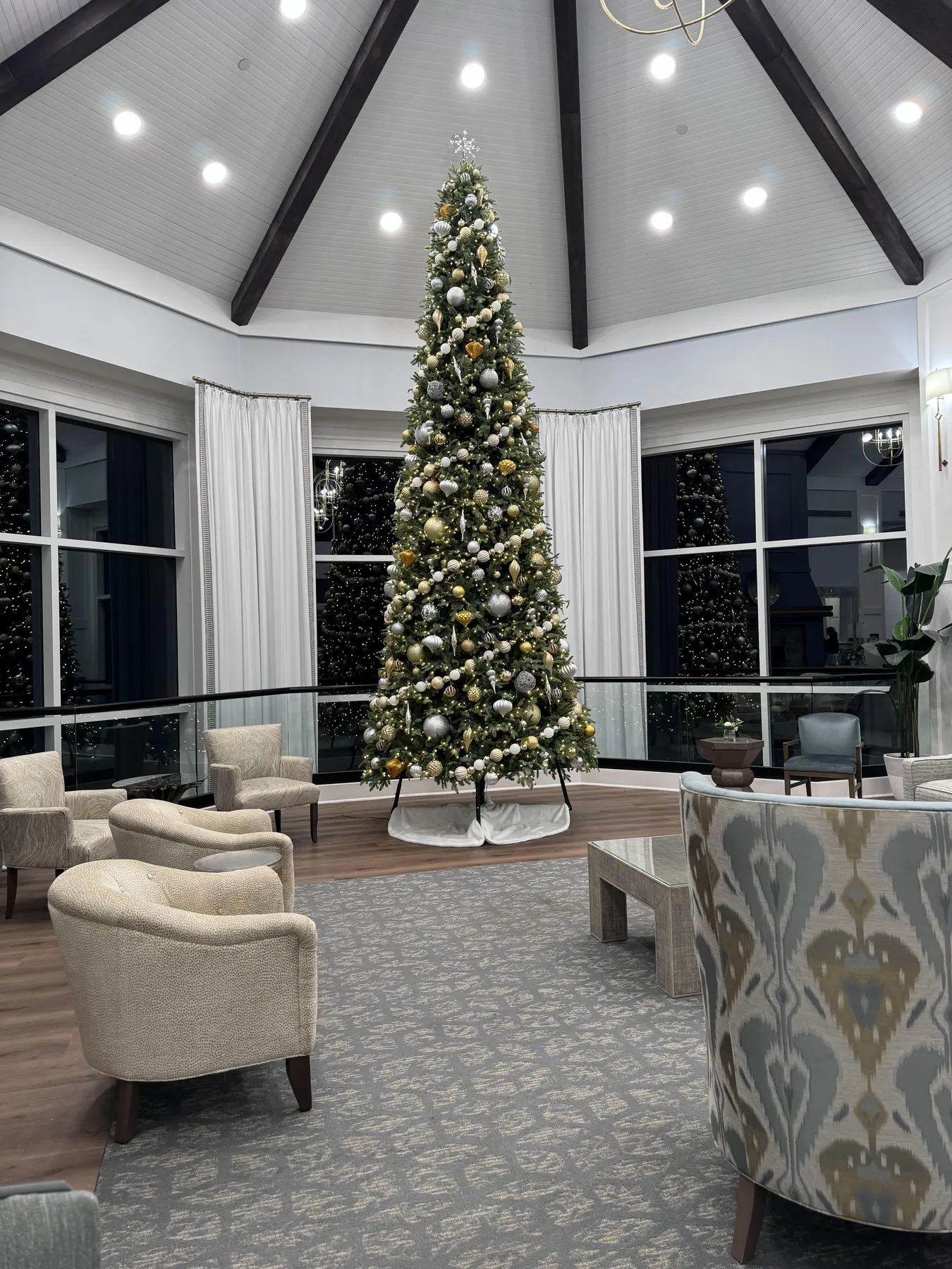 Luxury & Corporate Christmas Tree Lighting in Charlotte | charlotteELF