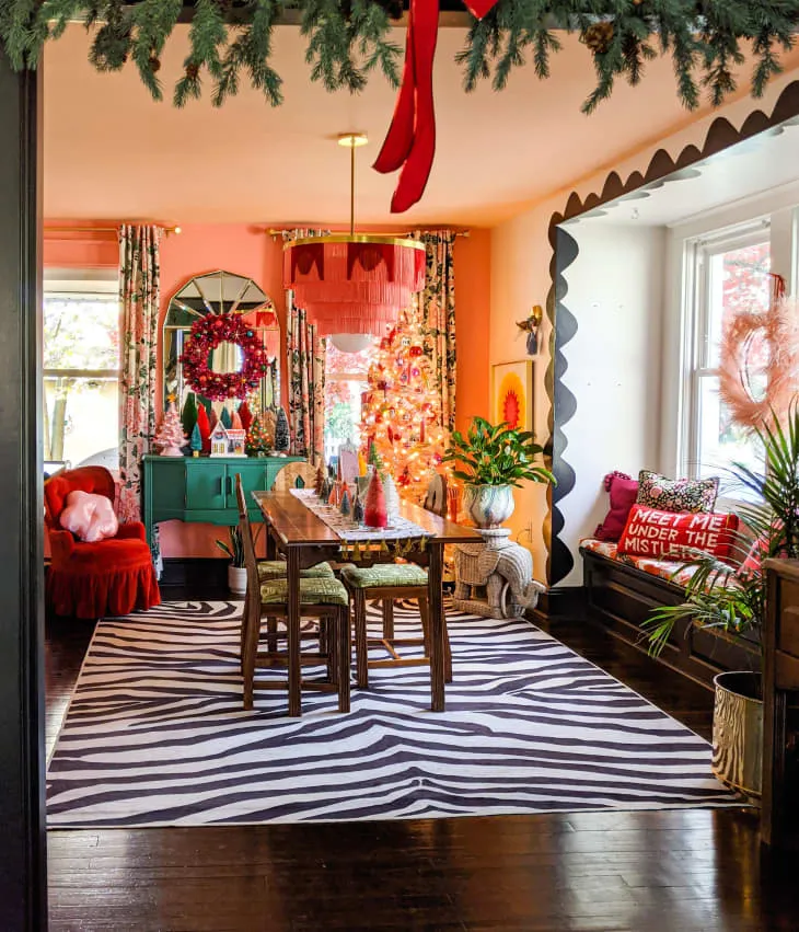 Maximalist and Glam Holiday Christmas Decor Ideas and Inspiration |  Apartment Therapy