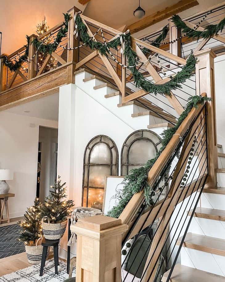 Modern Farmhouse Christmas Decor Home Tour - Farmhousehub