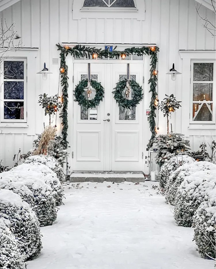 my scandinavian home: Traditional Swedish Christmas Decorations in  Victoria's Cosy Home