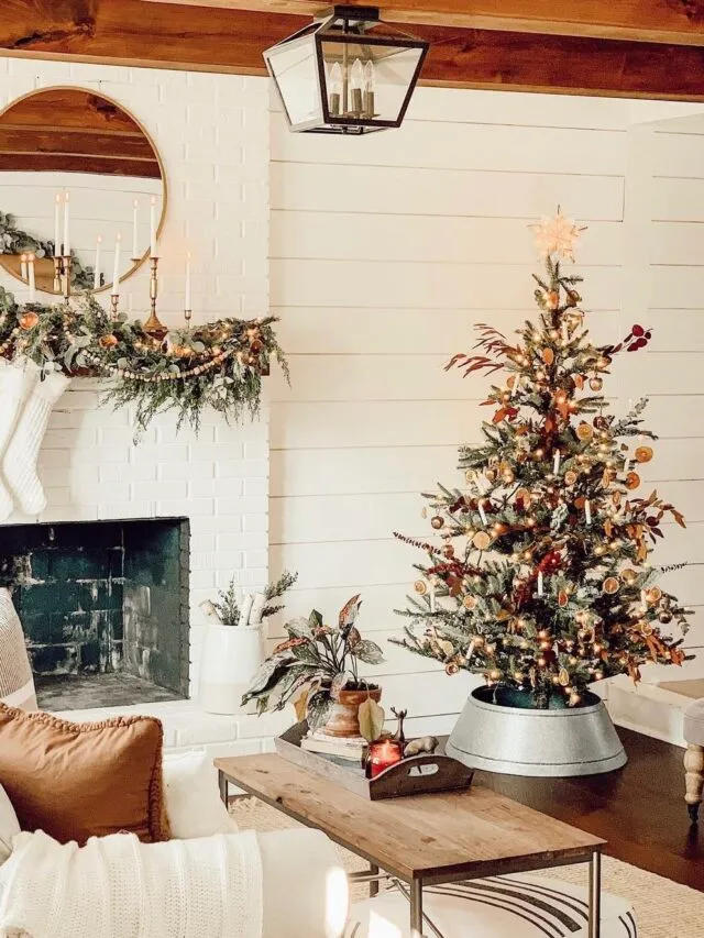 Neutral Christmas Tree Decorations for the Living Room - The House of Hood  Blog