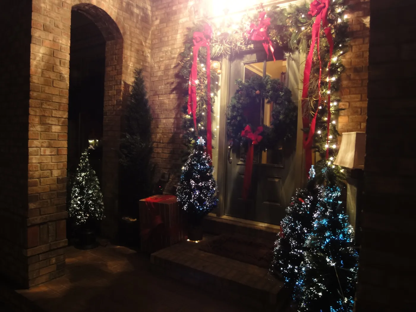 On the 5th day of Christmas....Get the front door ready! - Cheryl Draa