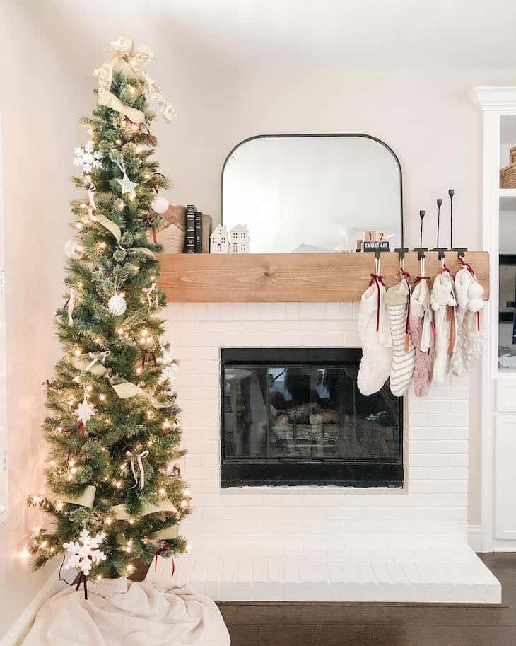 Pencil Christmas Tree Decor Ideas Perfect for Small Spaces - Farmhousehub
