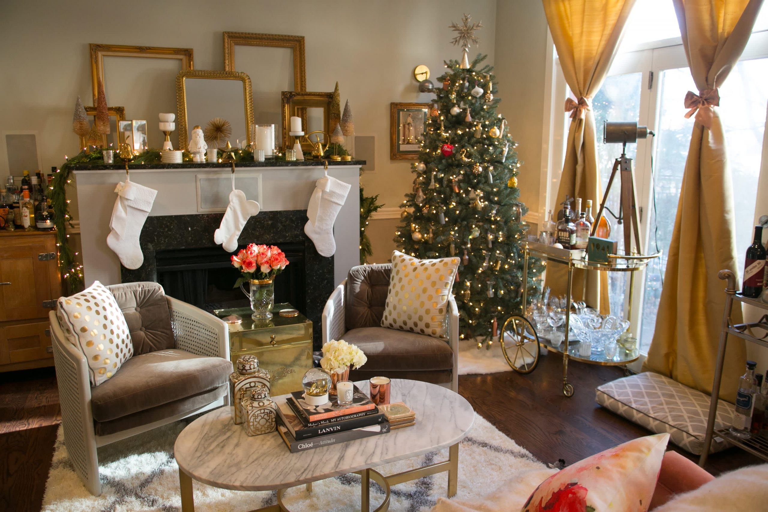 Ralph Lauren Christmas” Is This Year's Holiday Decor Trend | Apartment  Therapy