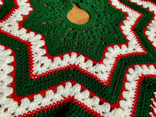 Ravelry: 6-Day Star Holiday Tree Skirt pattern by Betty McKnit