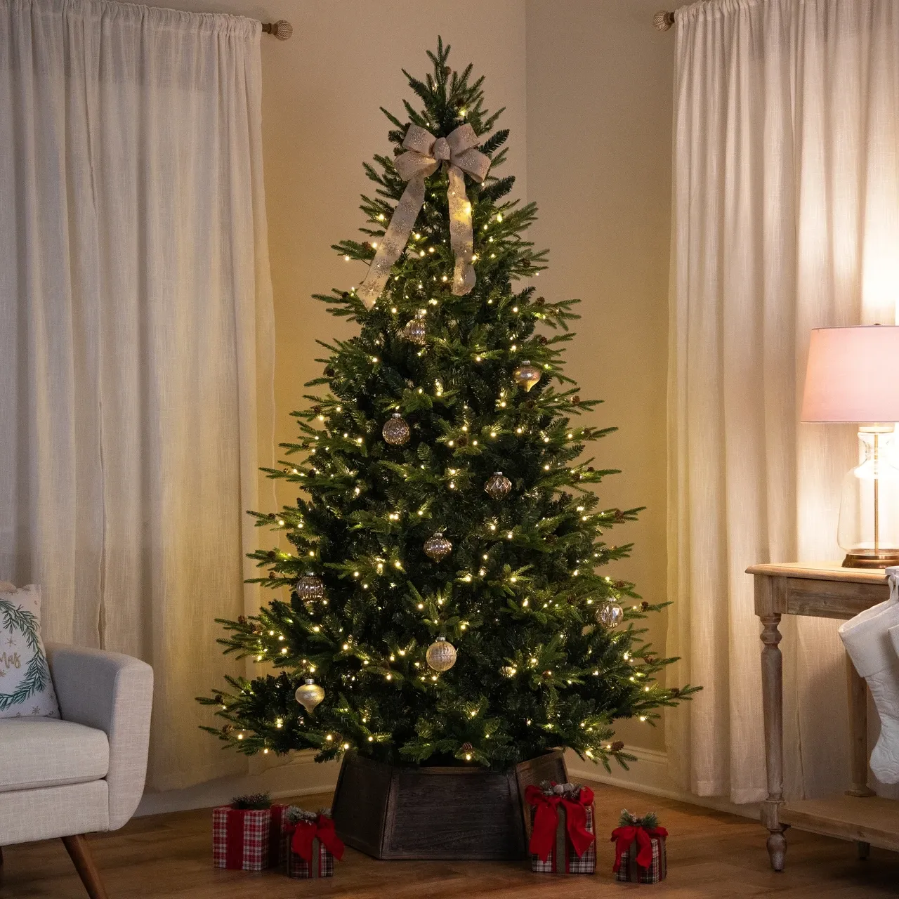 Real Touch™ Pre-Lit Shenandoah Pine Artificial Christmas Tree 6.5 Ft  Festive Pine Led Pre