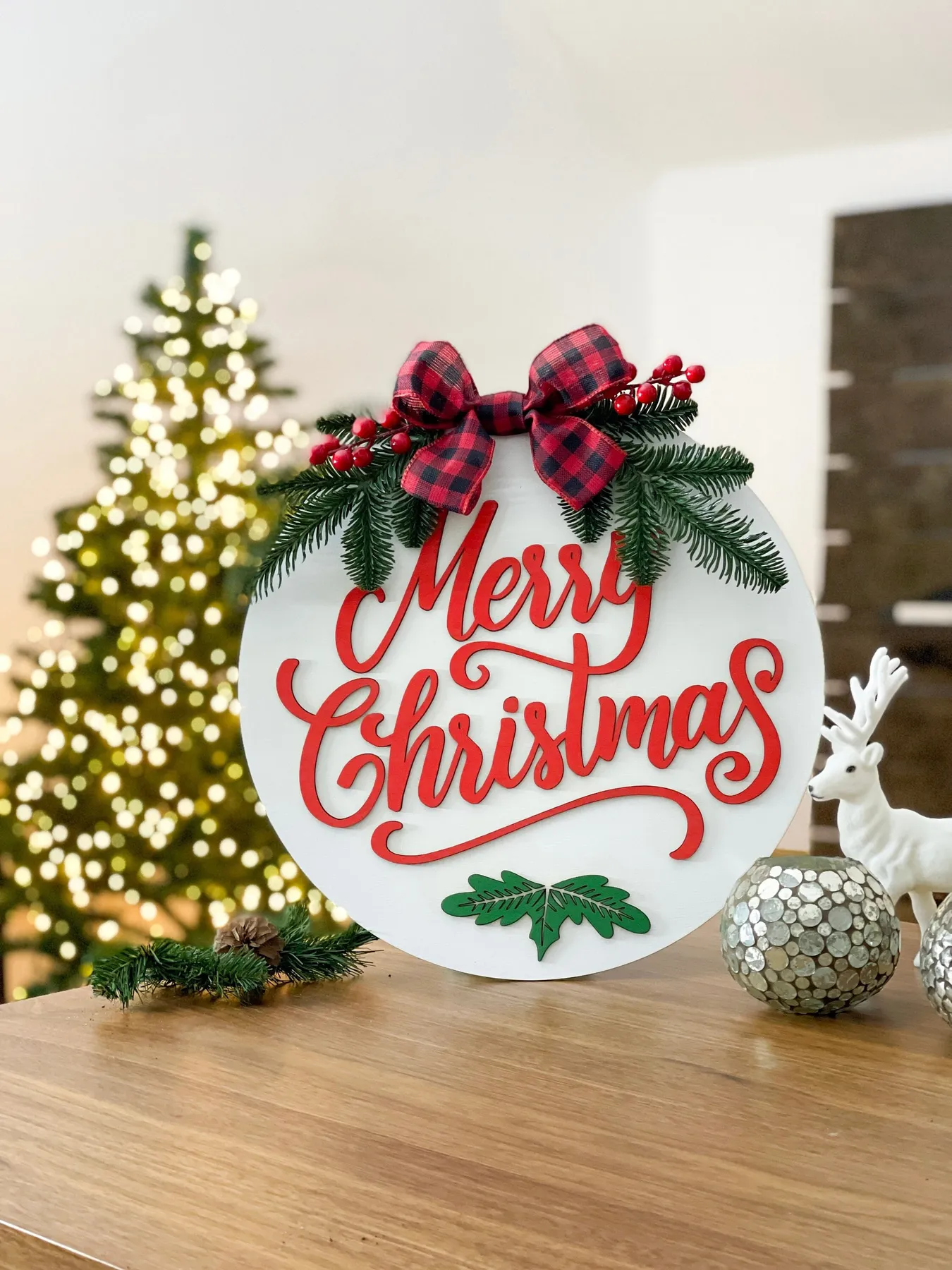Round Holiday Door Decor Merry Christmas Sign with Custom Bow, 19” Diameter