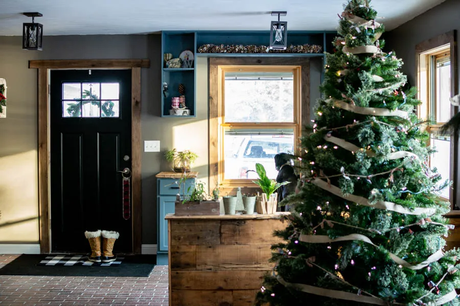 Rustic and Minimal Holiday Decor | North Country Nest